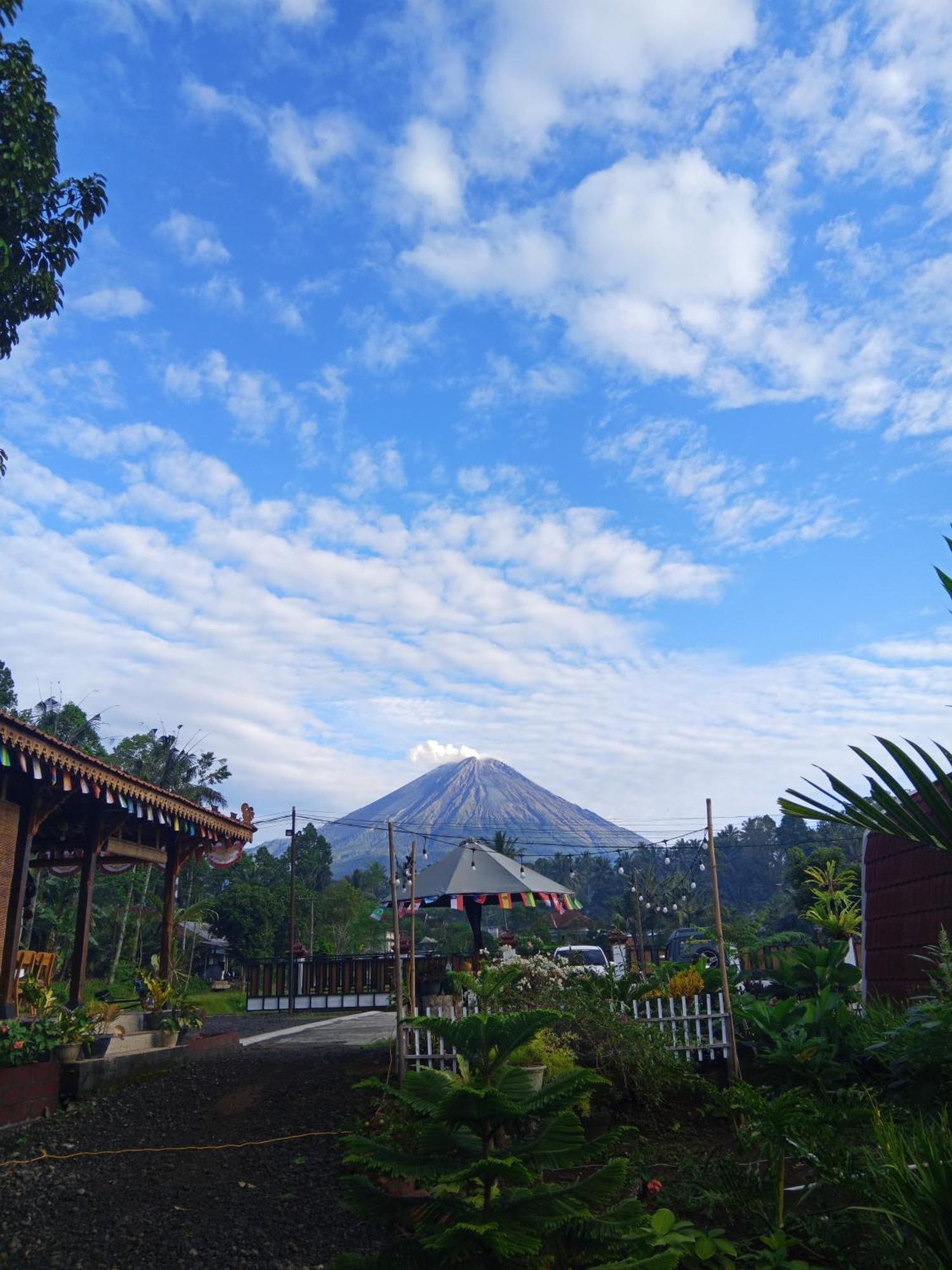Indah Damai Cottages Sidomukti Buitenkant foto